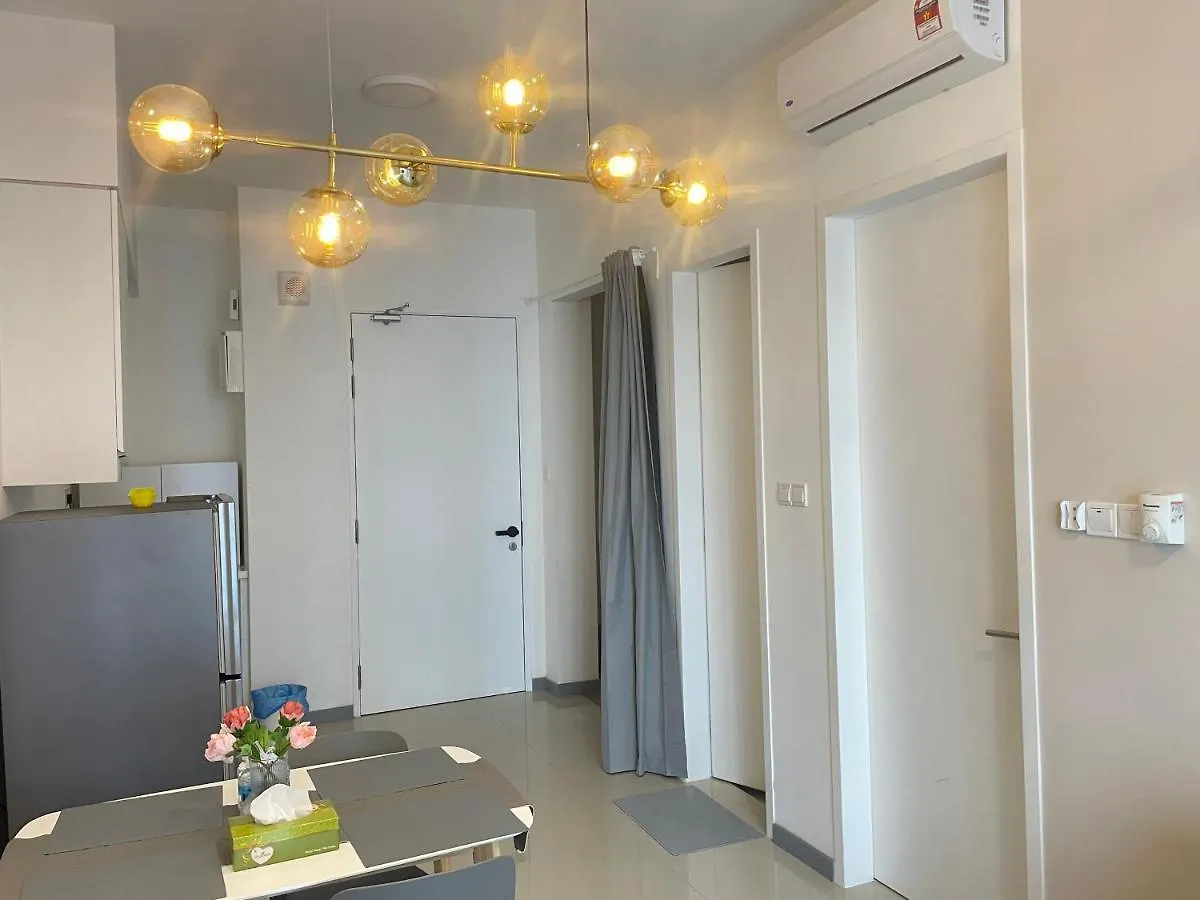 Apartment Local Living, Global Comfort 4 Pax Bangsar South Kuala Lumpur