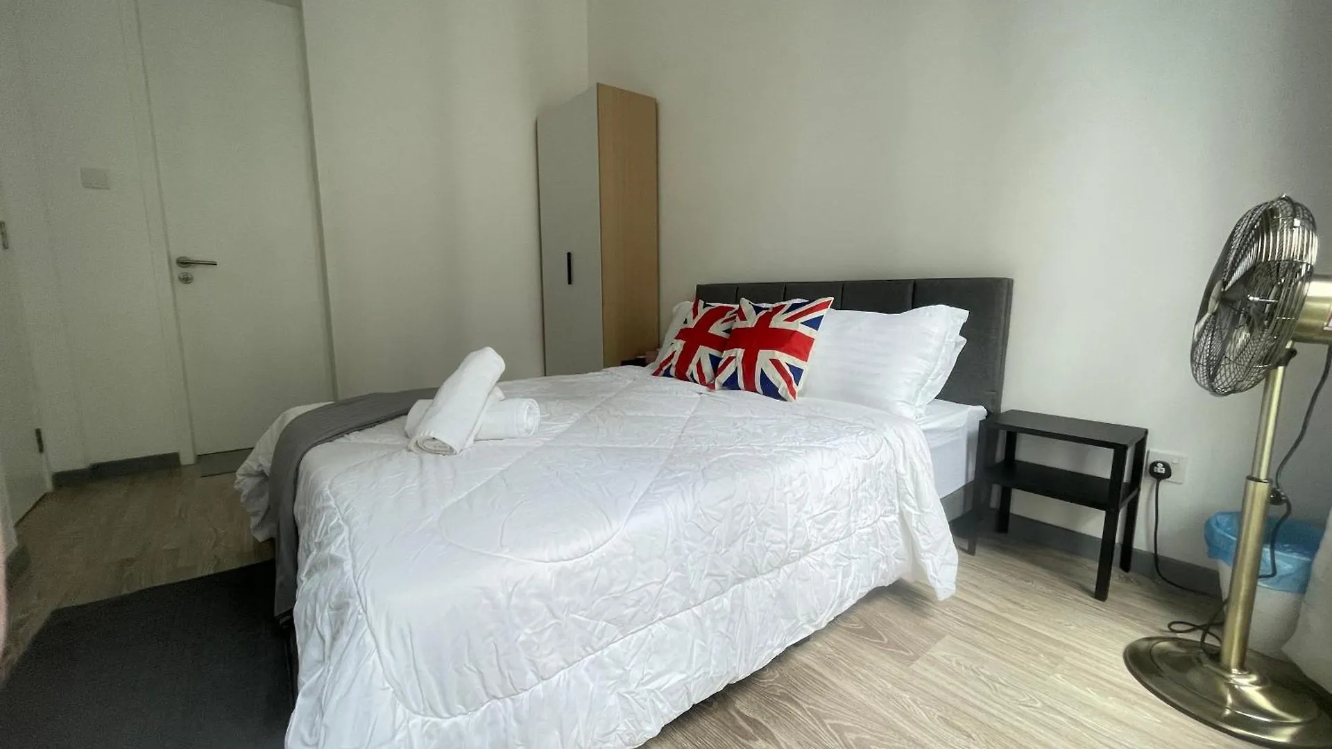 Apartment Local Living, Global Comfort 4 Pax Bangsar South Kuala Lumpur